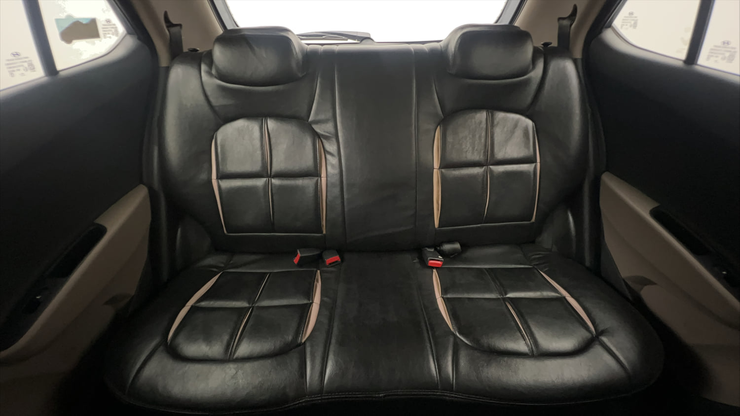 Used 2016 Hyundai Grand i10 Asta 1.2 Kappa VTVT Petrol Manual interior REAR SEAT CONDITION VIEW