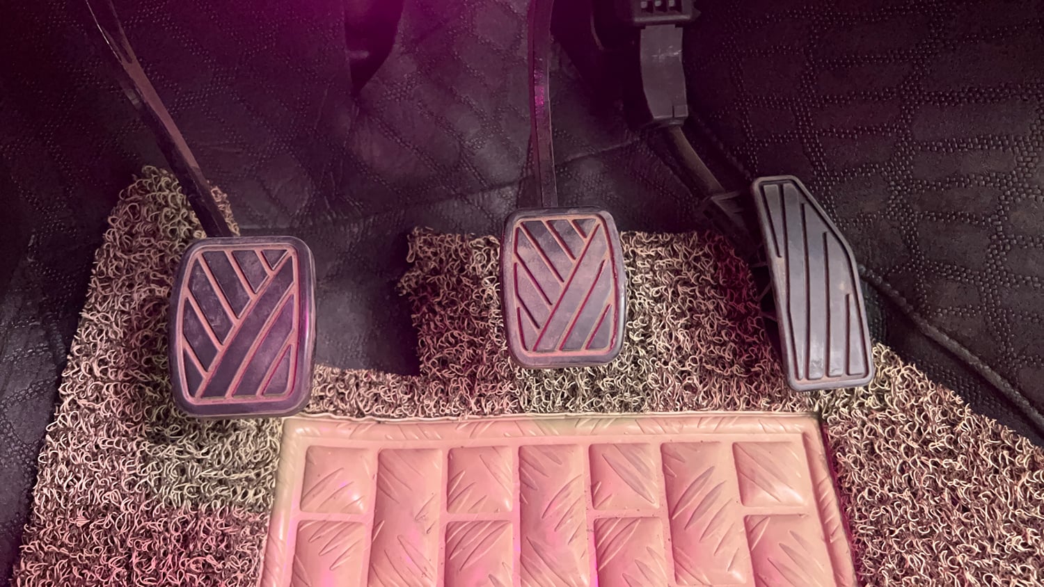 Used 2025 Maruti Suzuki Dzire VXi CNG Cng Manual interior PEDALS VIEW