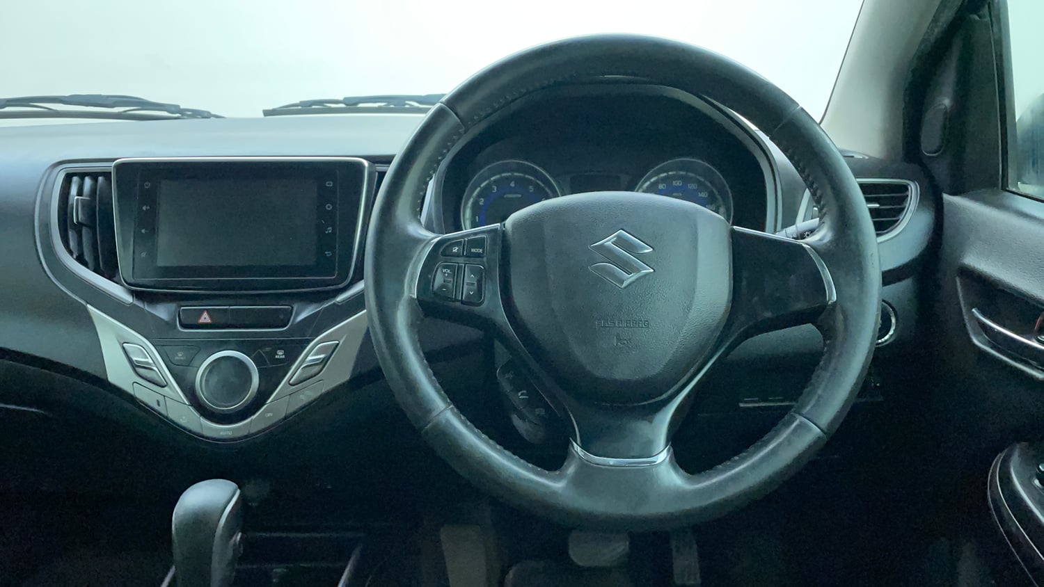 Used 2019 Maruti Suzuki Baleno Alpha Automatic Petrol Automatic interior STEERING VIEW