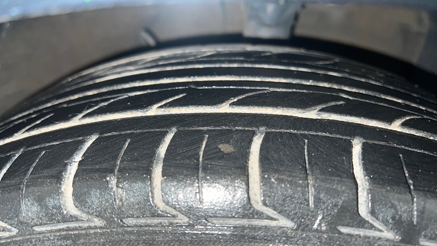 Used 2020 Hyundai Grand i10 Nios Magna 1.2 Kappa VTVT Petrol Manual tyres RIGHT FRONT TYRE TREAD VIEW