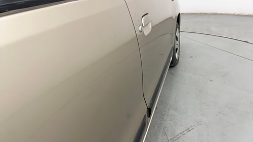 Used 2013 Maruti Suzuki Wagon R VXI Petrol Manual dents MINOR SCRATCH