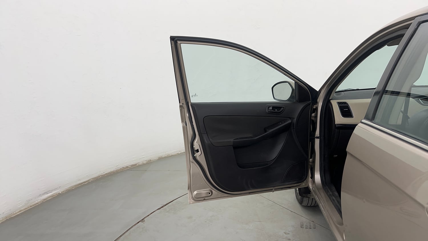 Used 2014 Tata Zest XMS Petrol Petrol Manual interior LEFT FRONT DOOR OPEN VIEW