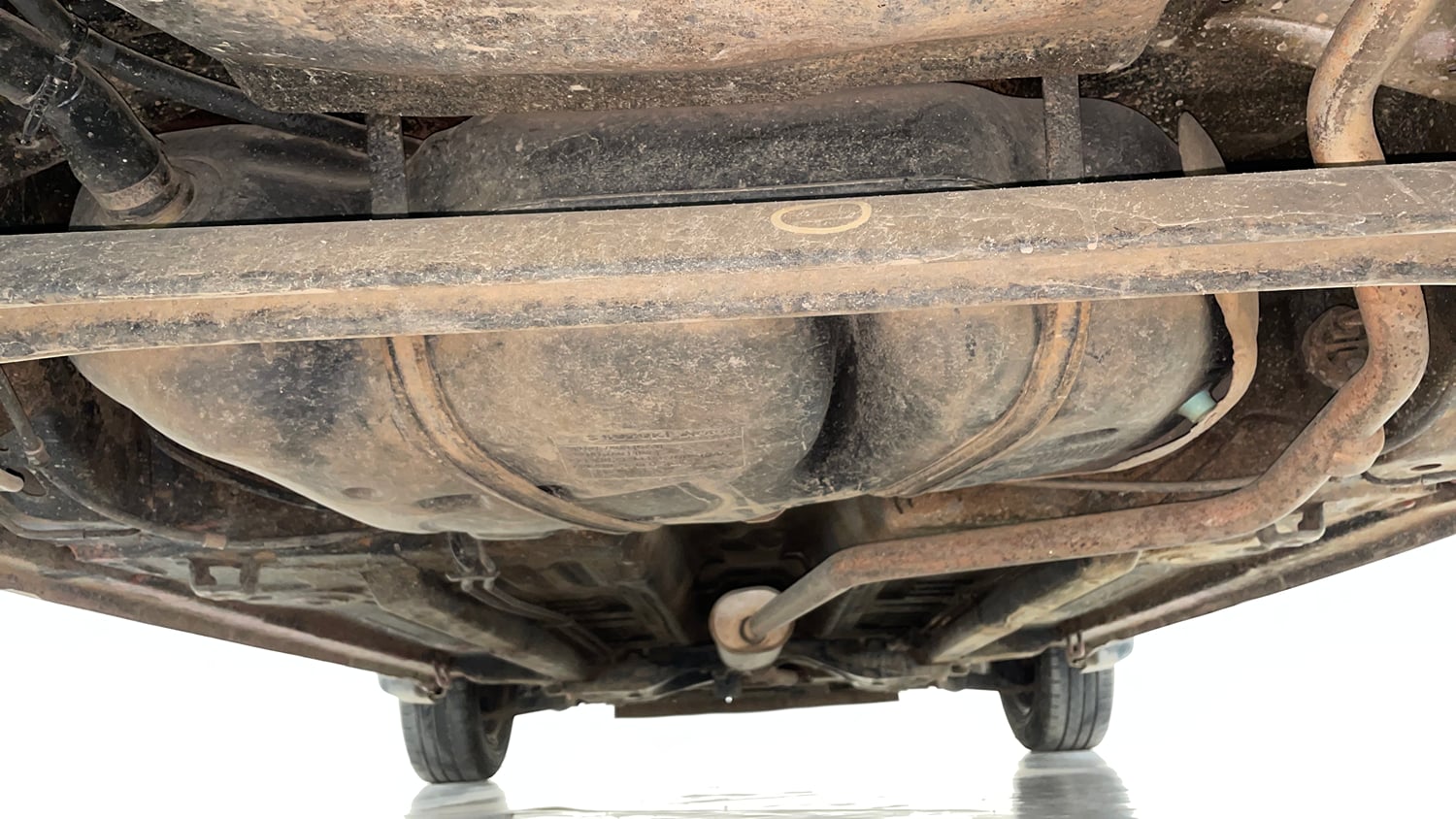 Used 2015 Maruti Suzuki Celerio VXi AMT Petrol Automatic extra REAR UNDERBODY VIEW (TAKEN FROM REAR)