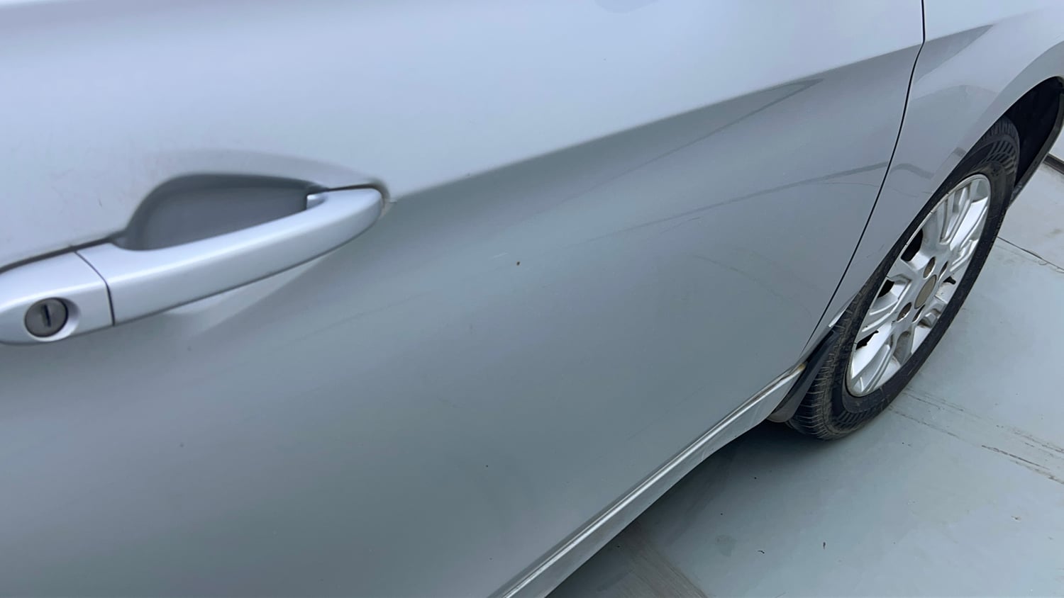 Used 2018 Tata Tiago Revotron XZA Petrol Automatic dents MINOR DENT