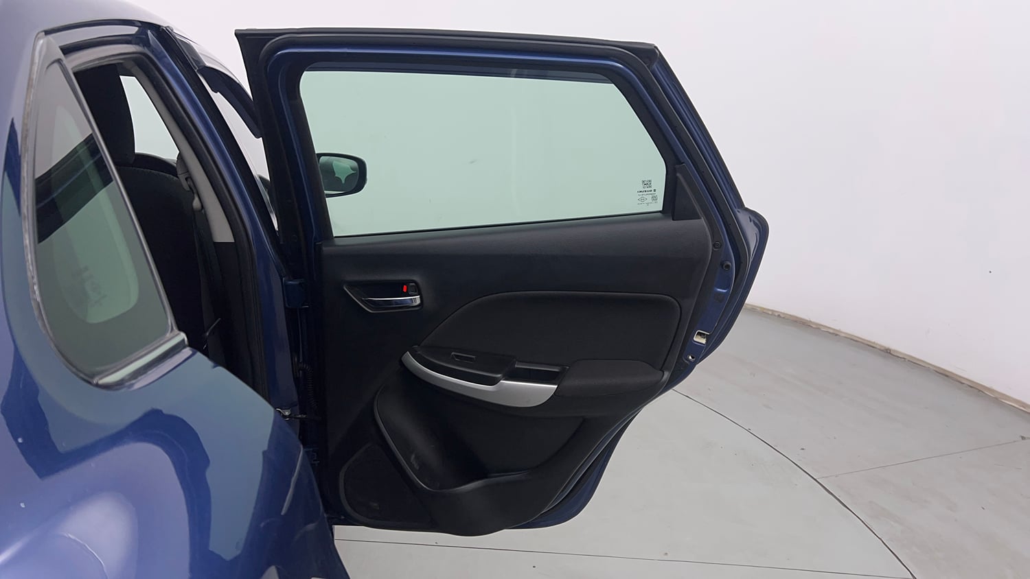 Used 2018 Maruti Suzuki Baleno Zeta 1.2 Petrol Manual interior RIGHT REAR DOOR OPEN VIEW