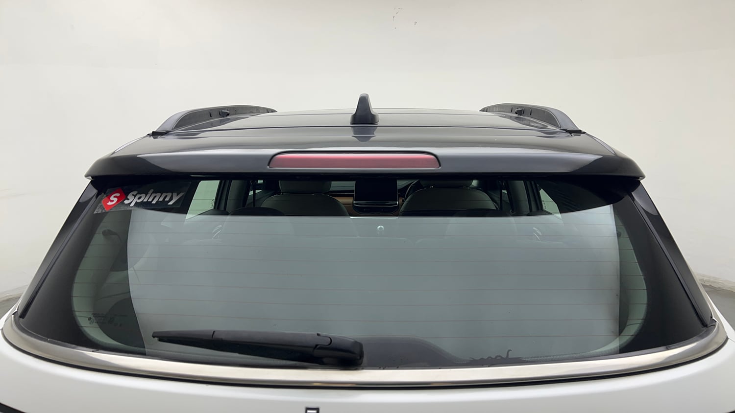 Used 2022 Jeep Compass Limited (O) 2.0 Diesel Diesel Manual exterior BACK WINDSHIELD VIEW