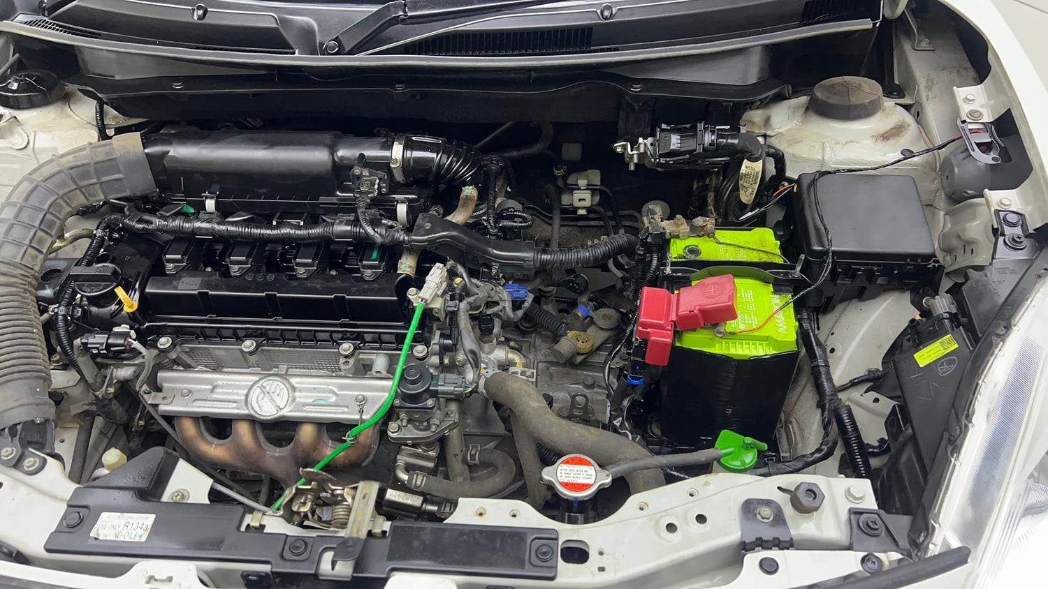 Used 2022 Maruti Suzuki Swift LXi Petrol Manual engine ENGINE LEFT SIDE VIEW
