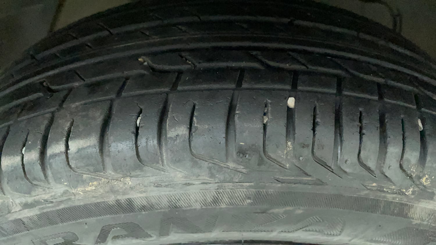 Used 2024 Tata Nexon Smart 1.2 Revotron Petrol 5MT Petrol Manual tyres RIGHT FRONT TYRE TREAD VIEW
