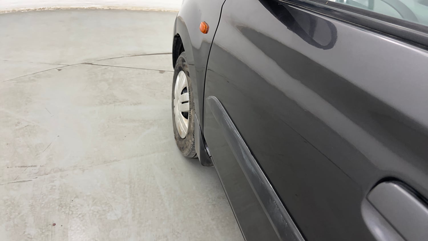 Used 2014 Maruti Suzuki Alto 800 Lxi Petrol Manual dents MINOR SCRATCH