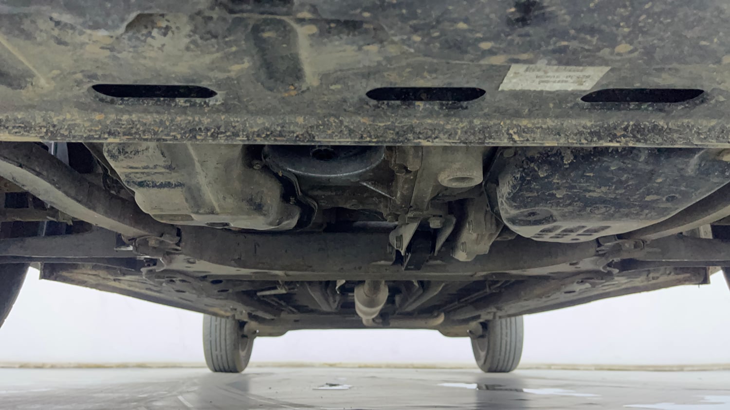 Used 2022 Renault Kiger RXZ Turbo CVT Petrol Automatic extra FRONT LEFT UNDERBODY VIEW