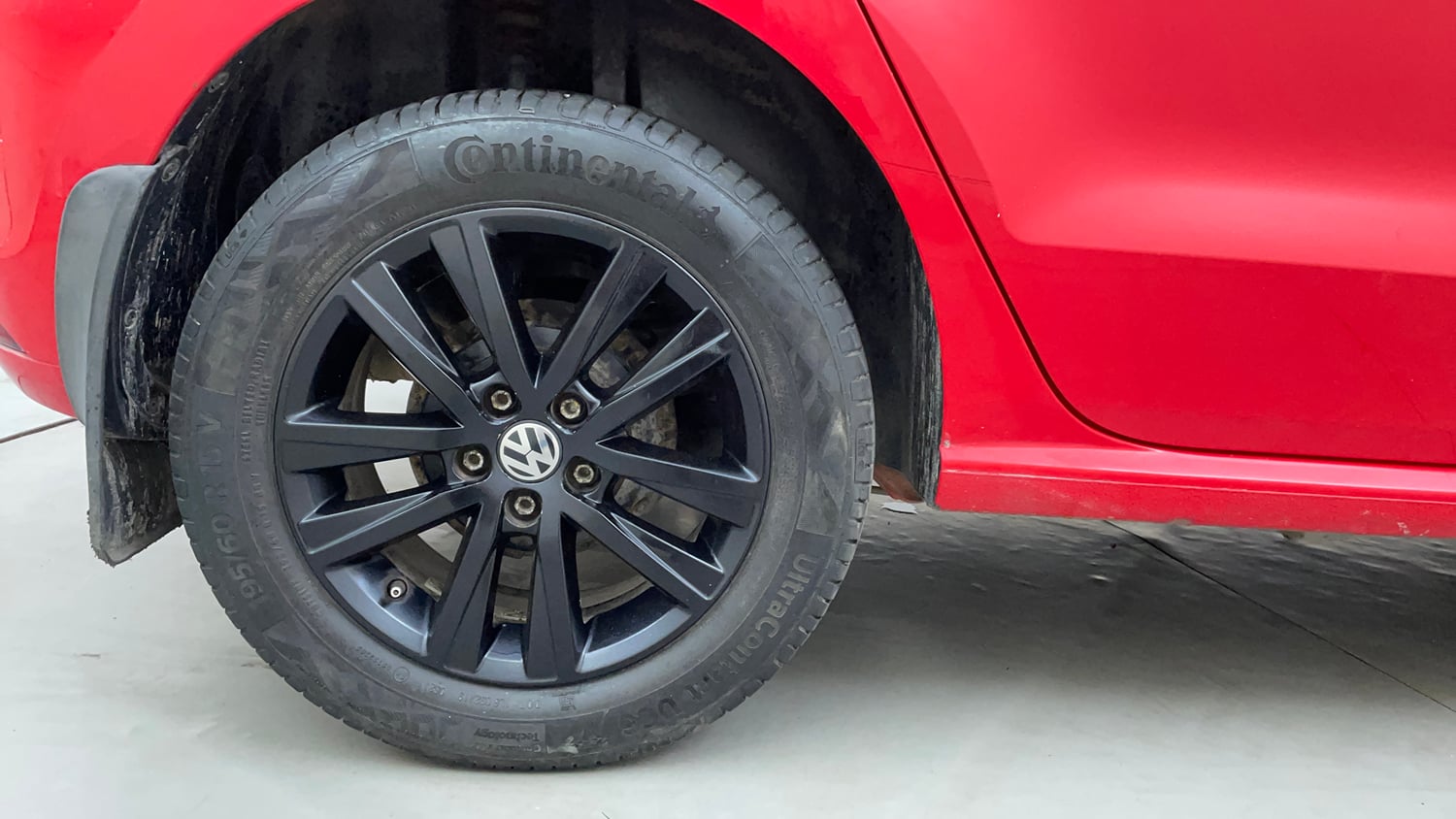 Used 2015 Volkswagen Polo GT TDI Diesel Manual tyres RIGHT REAR TYRE RIM VIEW