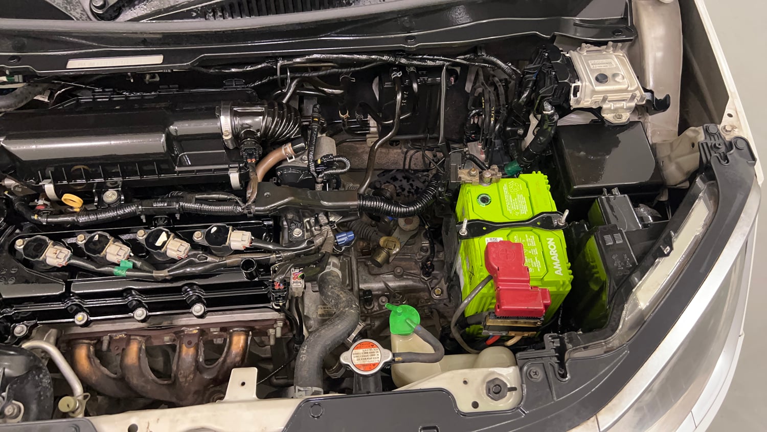 Used 2017 Maruti Suzuki Ignis Delta 1.2 MT Petrol Manual engine ENGINE LEFT SIDE VIEW