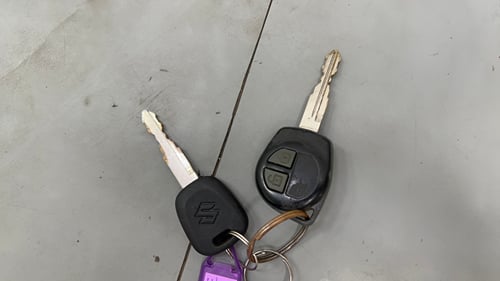 Used 2013 Maruti Suzuki Wagon R VXI Petrol Manual extra CAR KEY VIEW