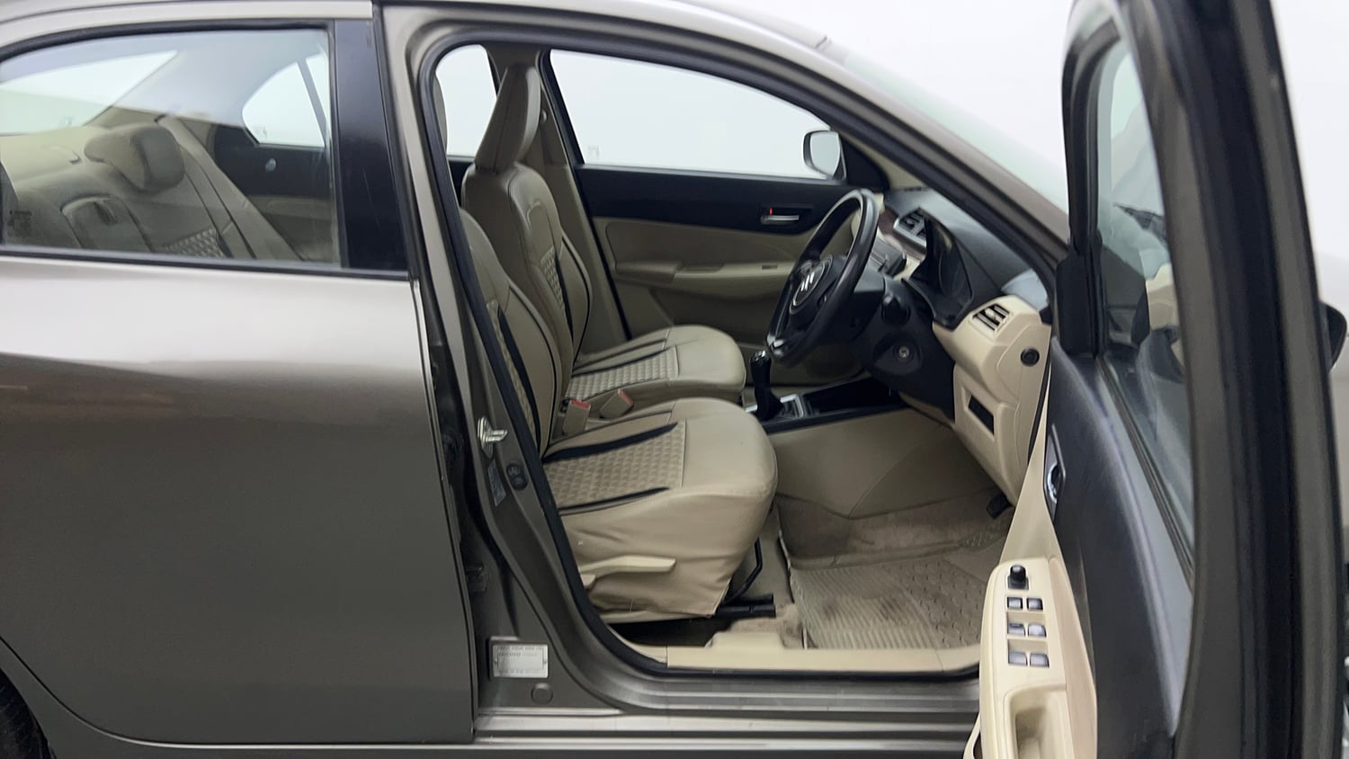 Used 2018 Maruti Suzuki Dzire VDi Diesel Manual interior RIGHT SIDE FRONT DOOR CABIN VIEW