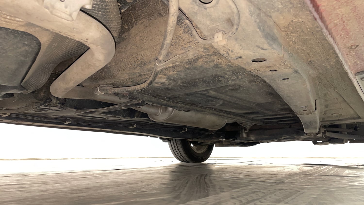 Used 2019 Maruti Suzuki Dzire ZDi Plus AMT Diesel Automatic extra REAR RIGHT UNDERBODY VIEW