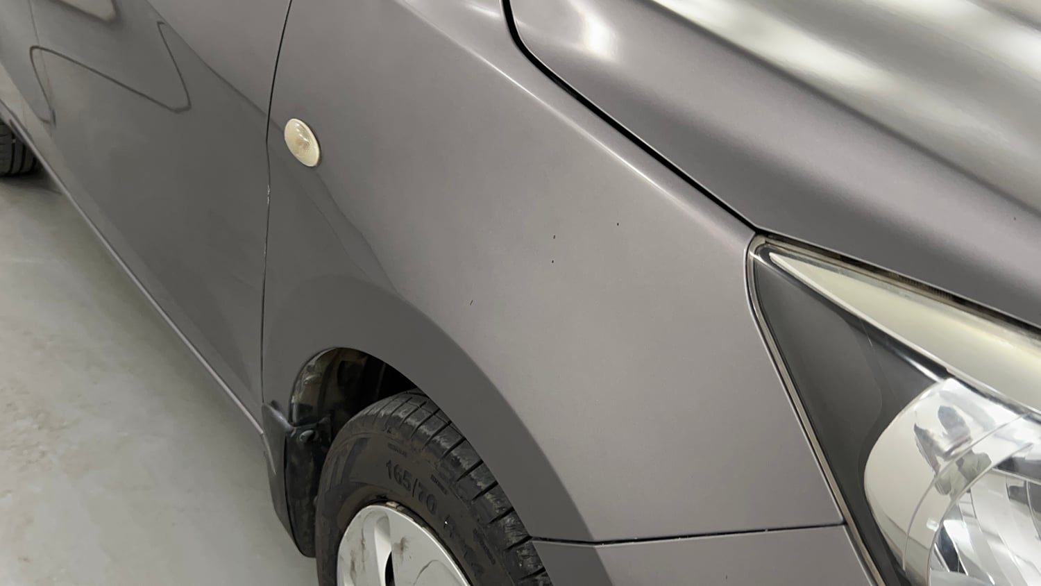 Used 2016 Maruti Suzuki Celerio VXi AMT Petrol Automatic dents MINOR SCRATCH
