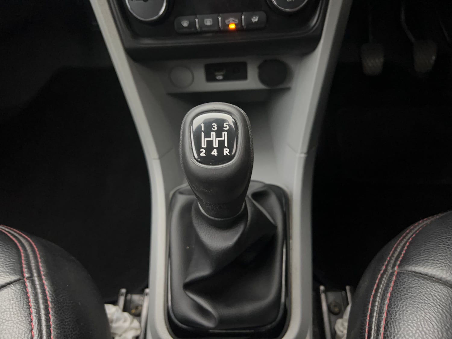 Used 2021 Tata Tiago XZ Plus Petrol Manual interior GEAR  KNOB VIEW