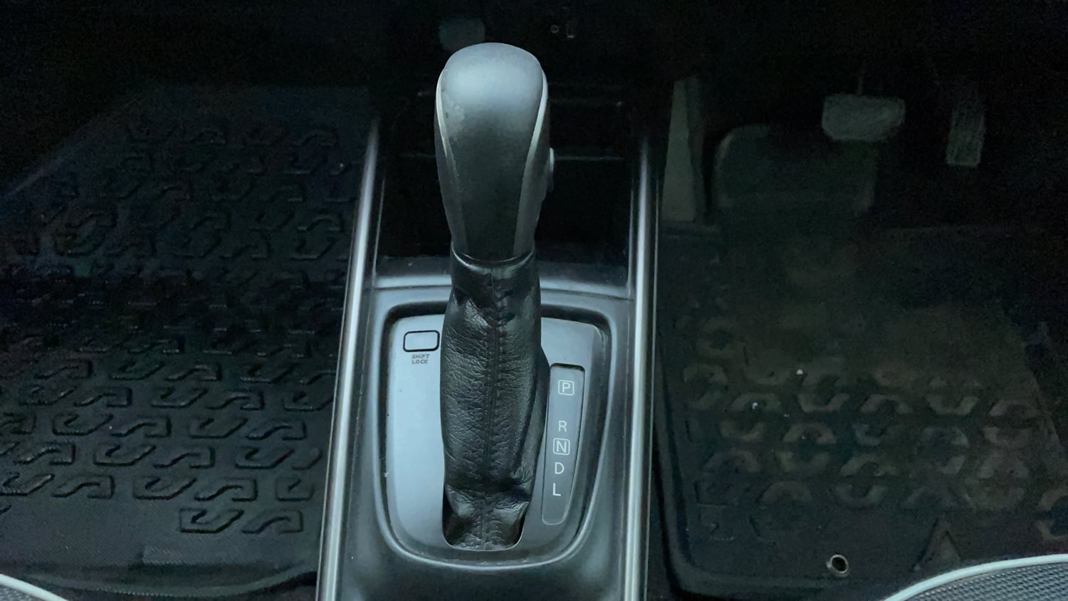 Used 2019 Maruti Suzuki Baleno Alpha Automatic Petrol Automatic interior GEAR  KNOB VIEW