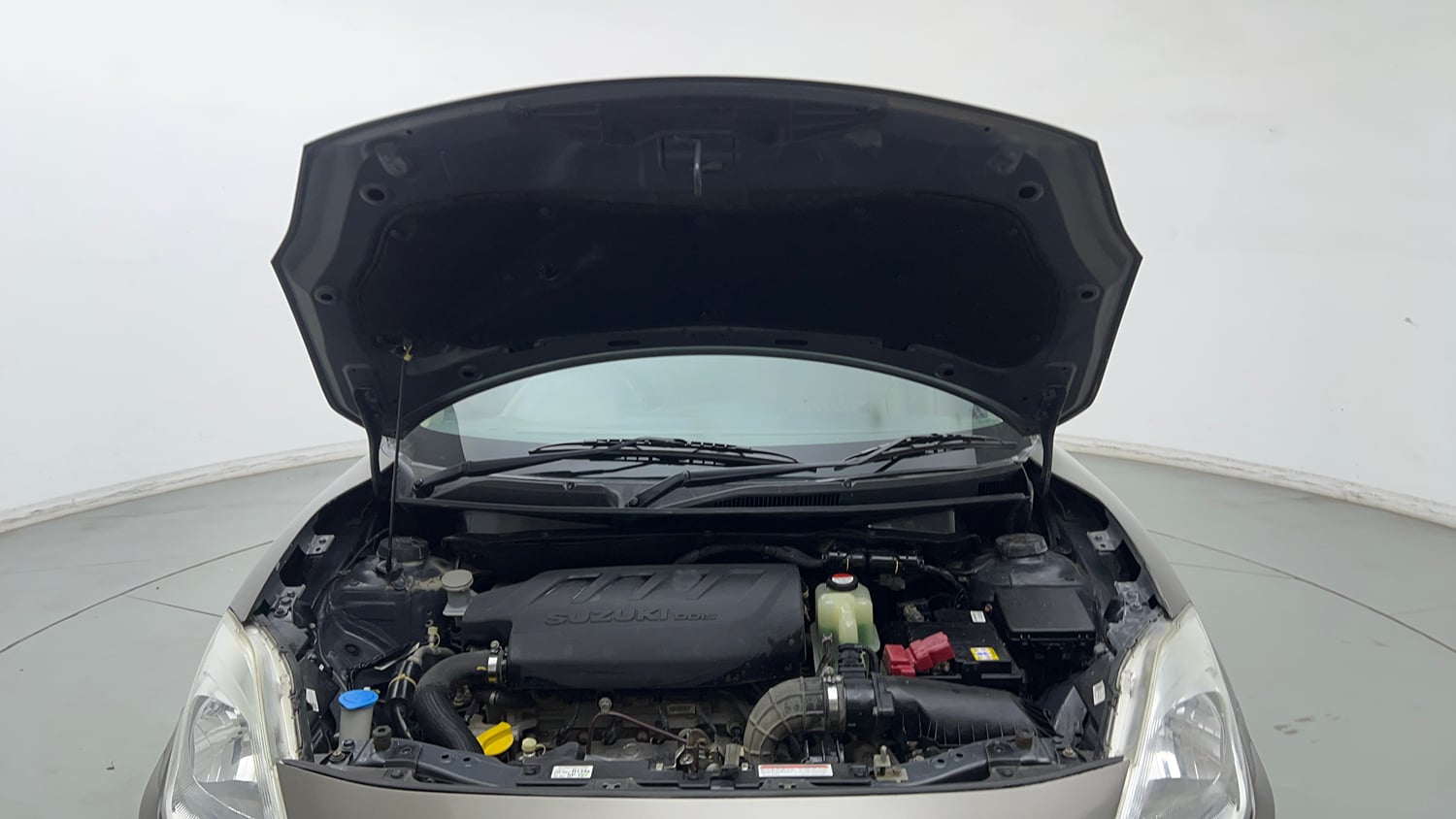 Used 2018 Maruti Suzuki Dzire VDi Diesel Manual engine ENGINE & BONNET OPEN FRONT VIEW