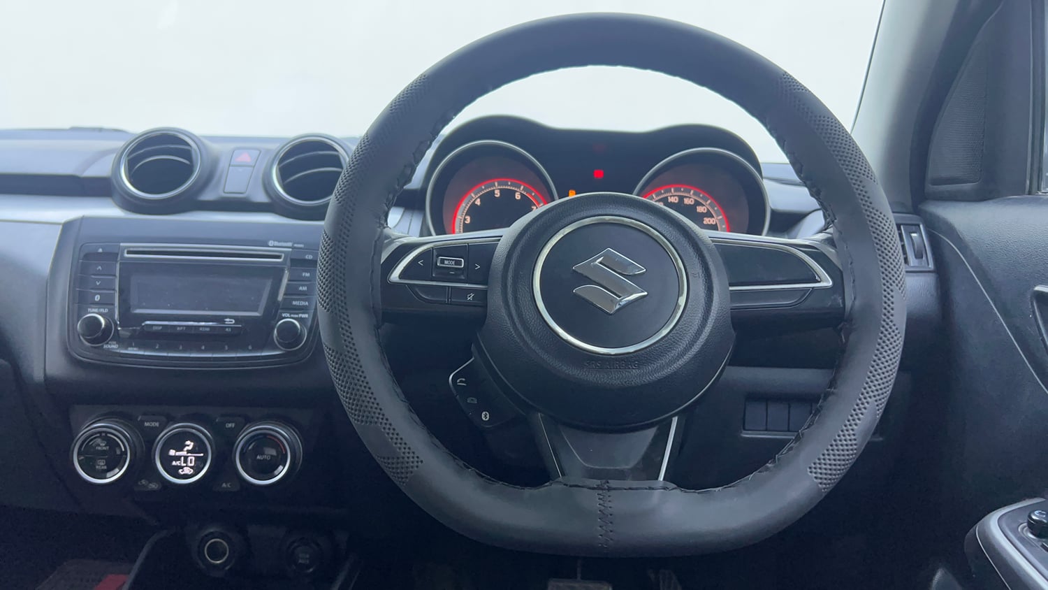 Used 2018 Maruti Suzuki Swift ZXi AMT Petrol Automatic interior STEERING VIEW