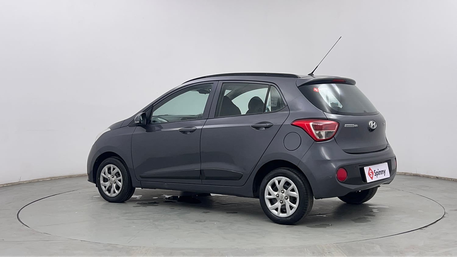Used 2018 Hyundai Grand i10 Sportz 1.2 Kappa VTVT Petrol Manual exterior LEFT REAR CORNER VIEW
