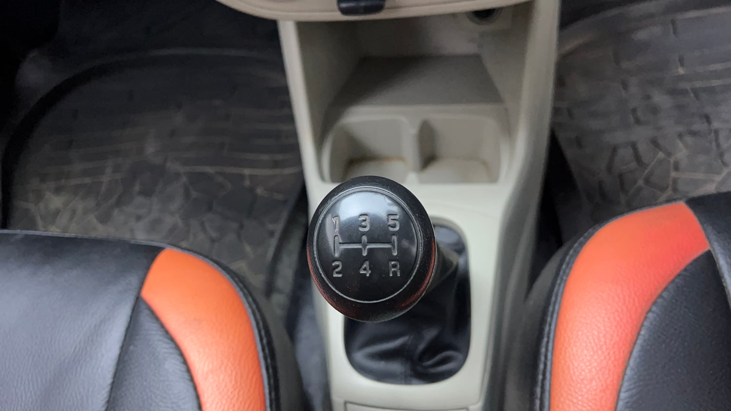 Used 2022 Maruti Suzuki Alto 800 LXi (O) Petrol Manual interior GEAR  KNOB VIEW