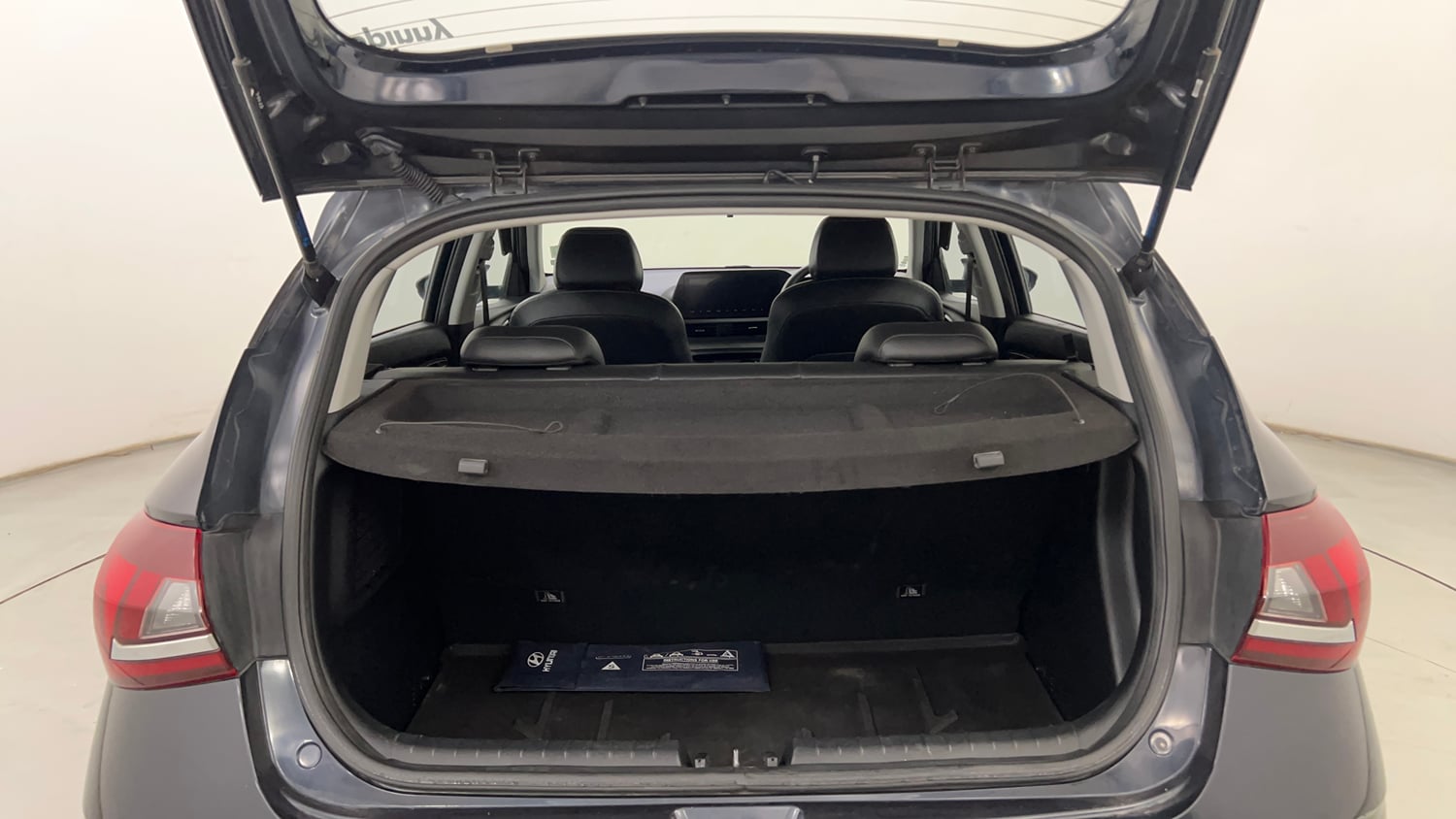 Used 2022 Hyundai New i20 Asta (O) 1.0 Turbo DCT Petrol Automatic interior DICKY INSIDE VIEW