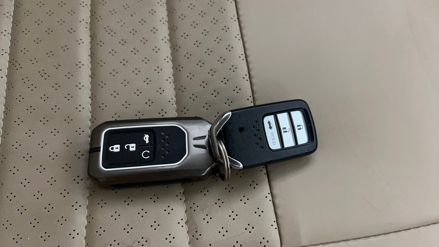Used 2024 honda Amaze 2nd Generation VX 1.2 Petrol MT Petrol Manual extra CAR KEY VIEW