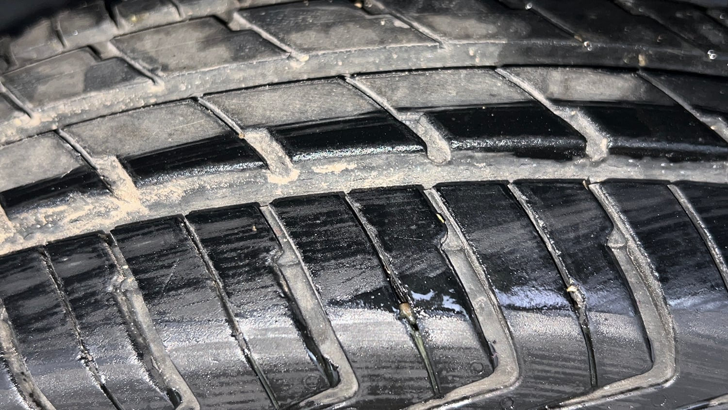 Used 2023 Maruti Suzuki Alto K10 VXi Plus AGS Petrol Automatic tyres LEFT FRONT TYRE TREAD VIEW