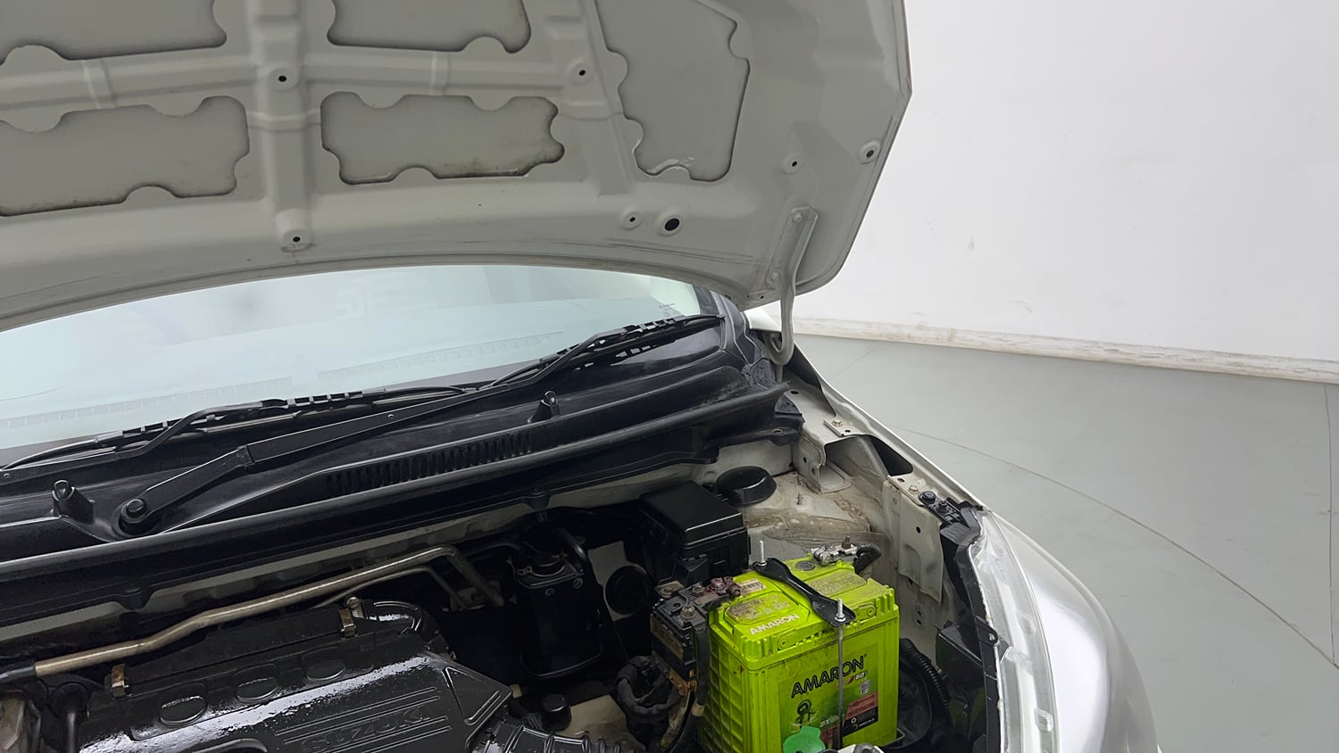 Used 2018 Maruti Suzuki Celerio ZXi (O) AMT Petrol Automatic engine ENGINE LEFT SIDE HINGE & APRON VIEW