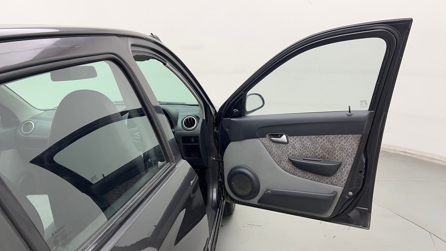 Used 2018 Maruti Suzuki Alto 800 VXi Petrol Manual interior RIGHT FRONT DOOR OPEN VIEW