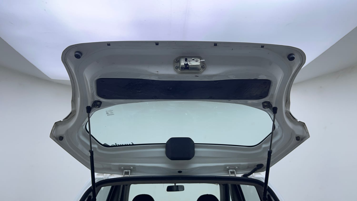 Used 2022 Maruti Suzuki Alto 800 LXi (O) Petrol Manual interior DICKY DOOR OPEN VIEW