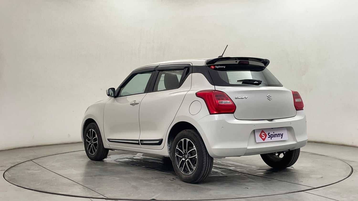 Used 2020 Maruti Suzuki Swift ZXi Plus AMT Petrol Automatic exterior LEFT REAR CORNER VIEW