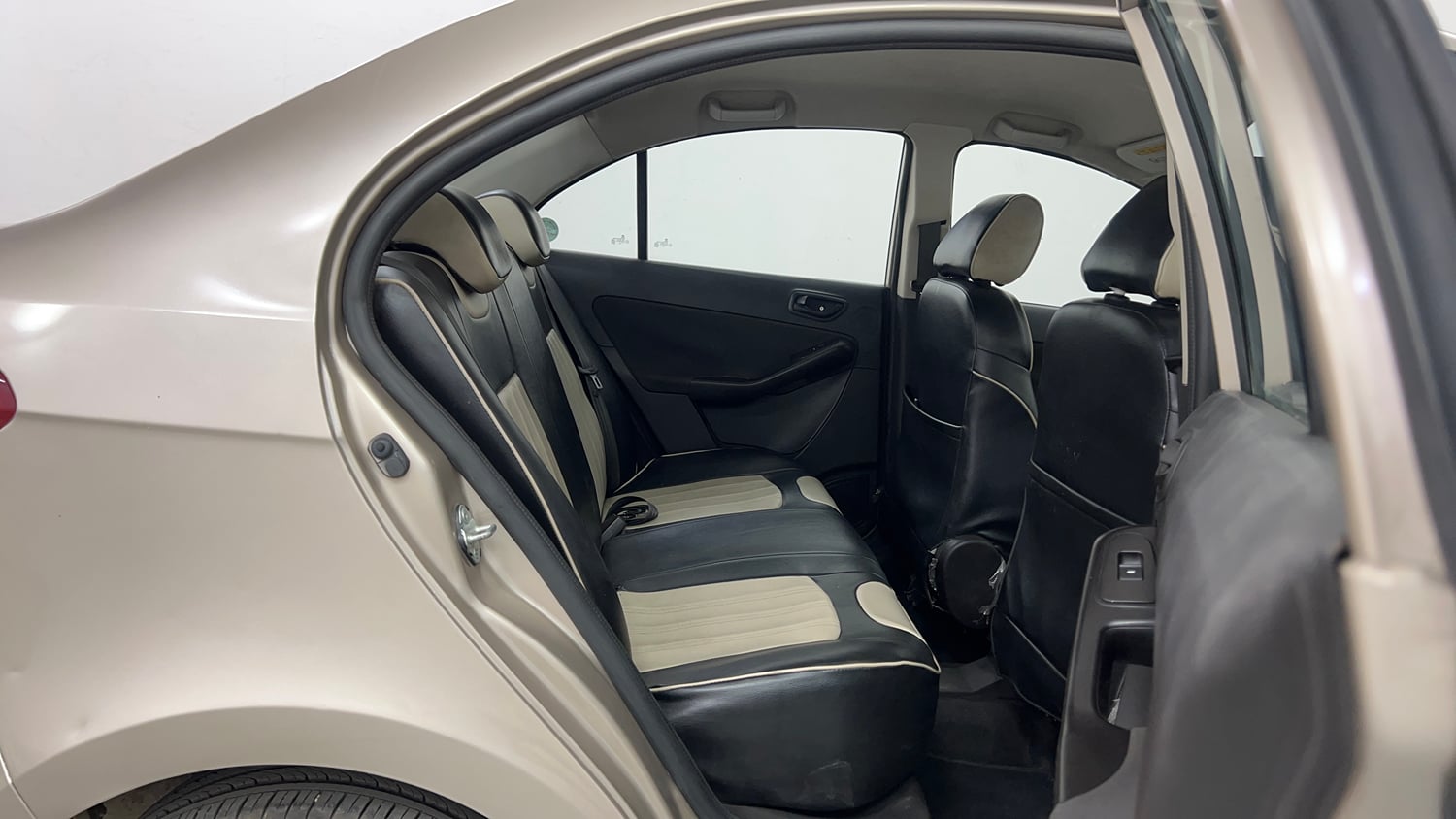 Used 2014 Tata Zest XMS Petrol Petrol Manual interior RIGHT SIDE REAR DOOR CABIN VIEW