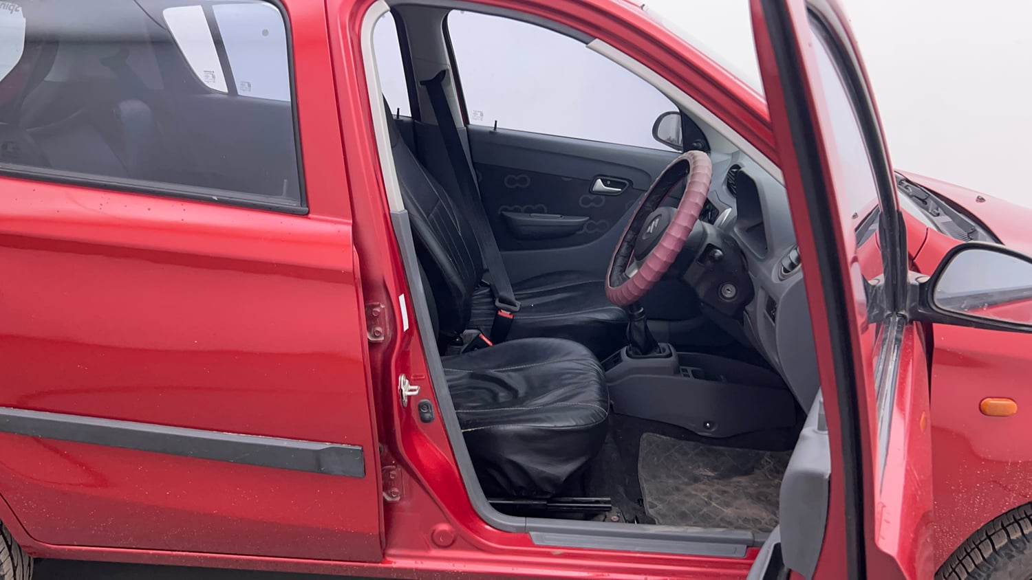 Used 2016 Maruti Suzuki Alto 800 Lxi Petrol Manual interior RIGHT SIDE FRONT DOOR CABIN VIEW