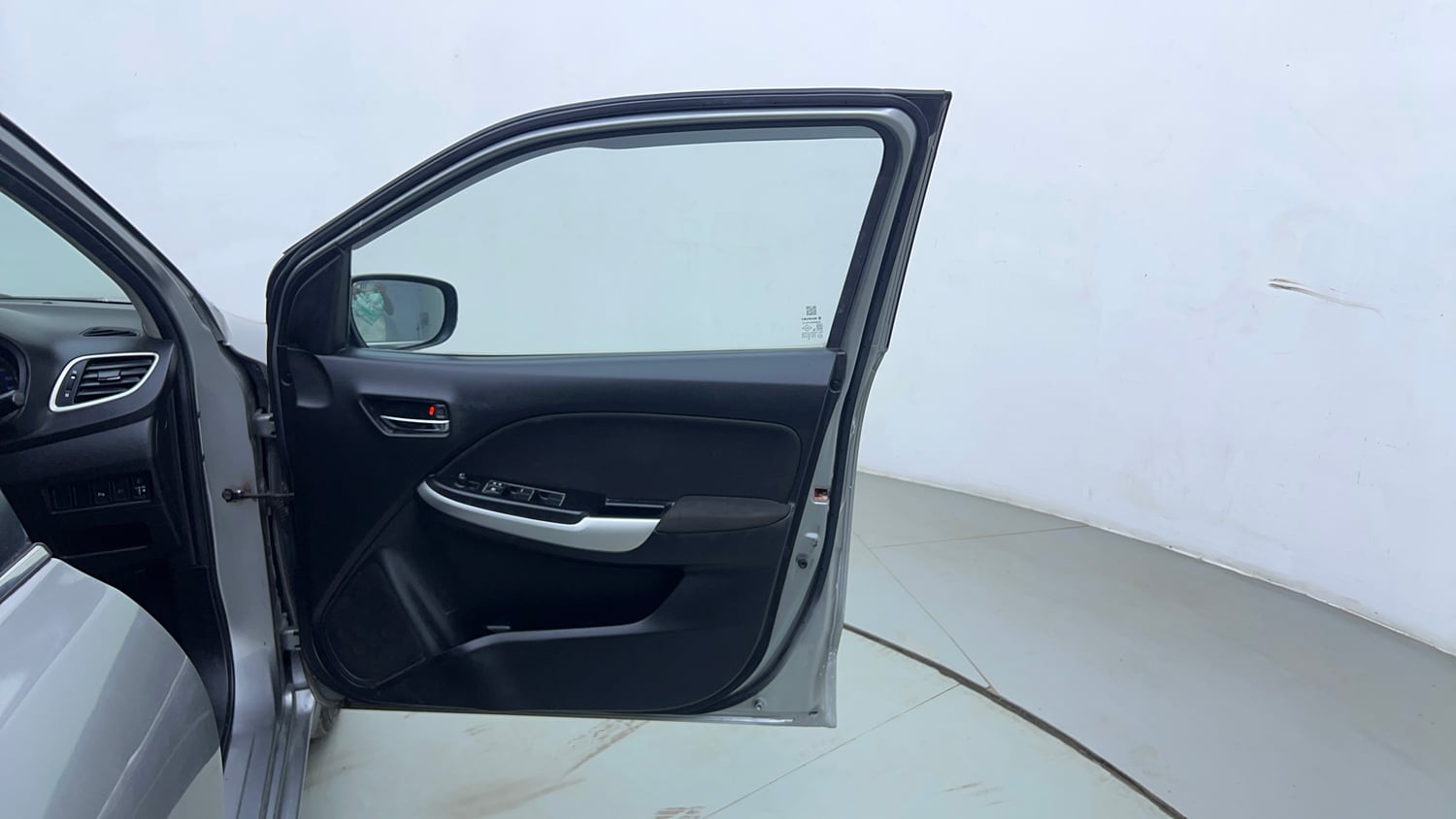 Used 2018 Maruti Suzuki Baleno Delta 1.2 AT Petrol Automatic interior RIGHT FRONT DOOR OPEN VIEW