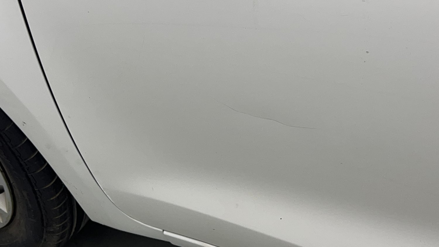 Used 2022 Maruti Suzuki Swift LXi Petrol Manual dents MINOR DENT