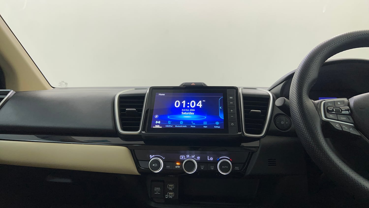 Used 2024 Honda City V Petrol CVT Petrol Automatic interior MUSIC SYSTEM & AC CONTROL VIEW