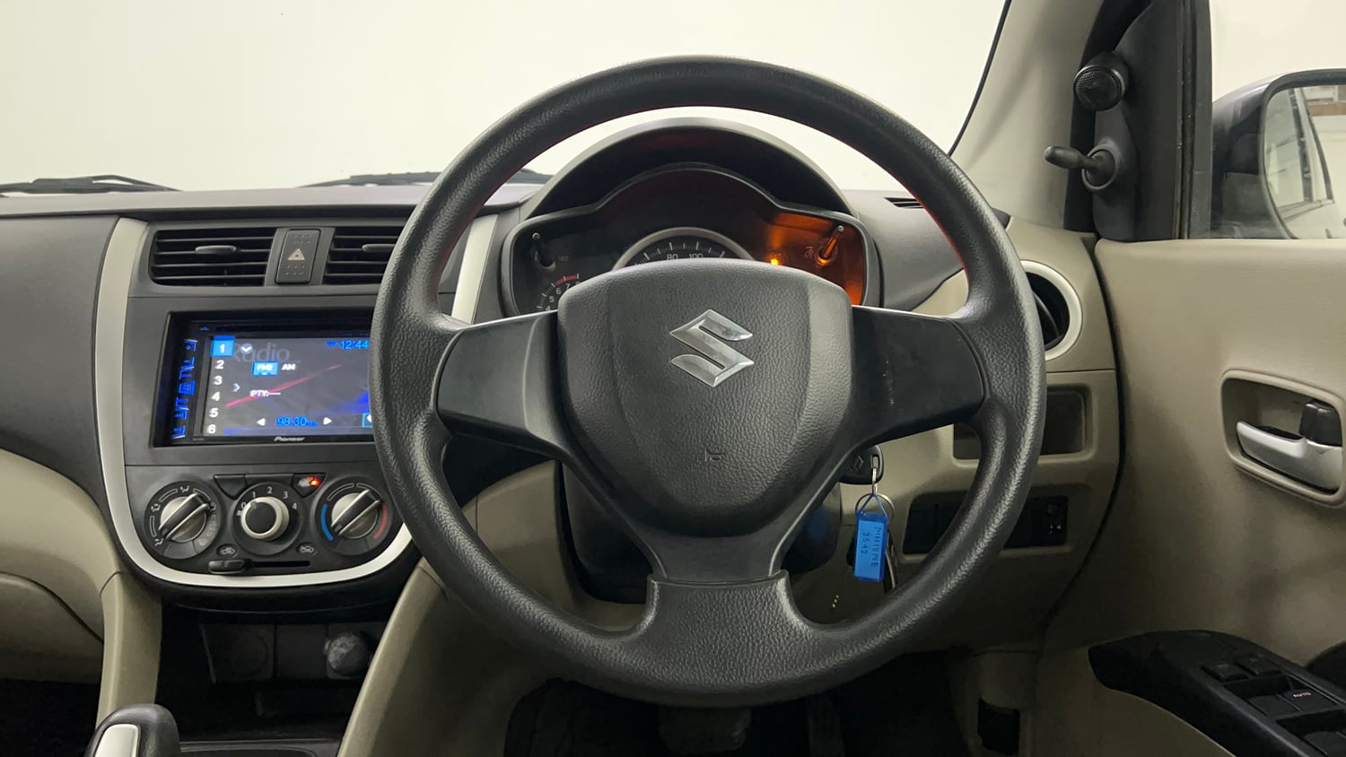 Used 2016 Maruti Suzuki Celerio VXi AMT Petrol Automatic interior STEERING VIEW
