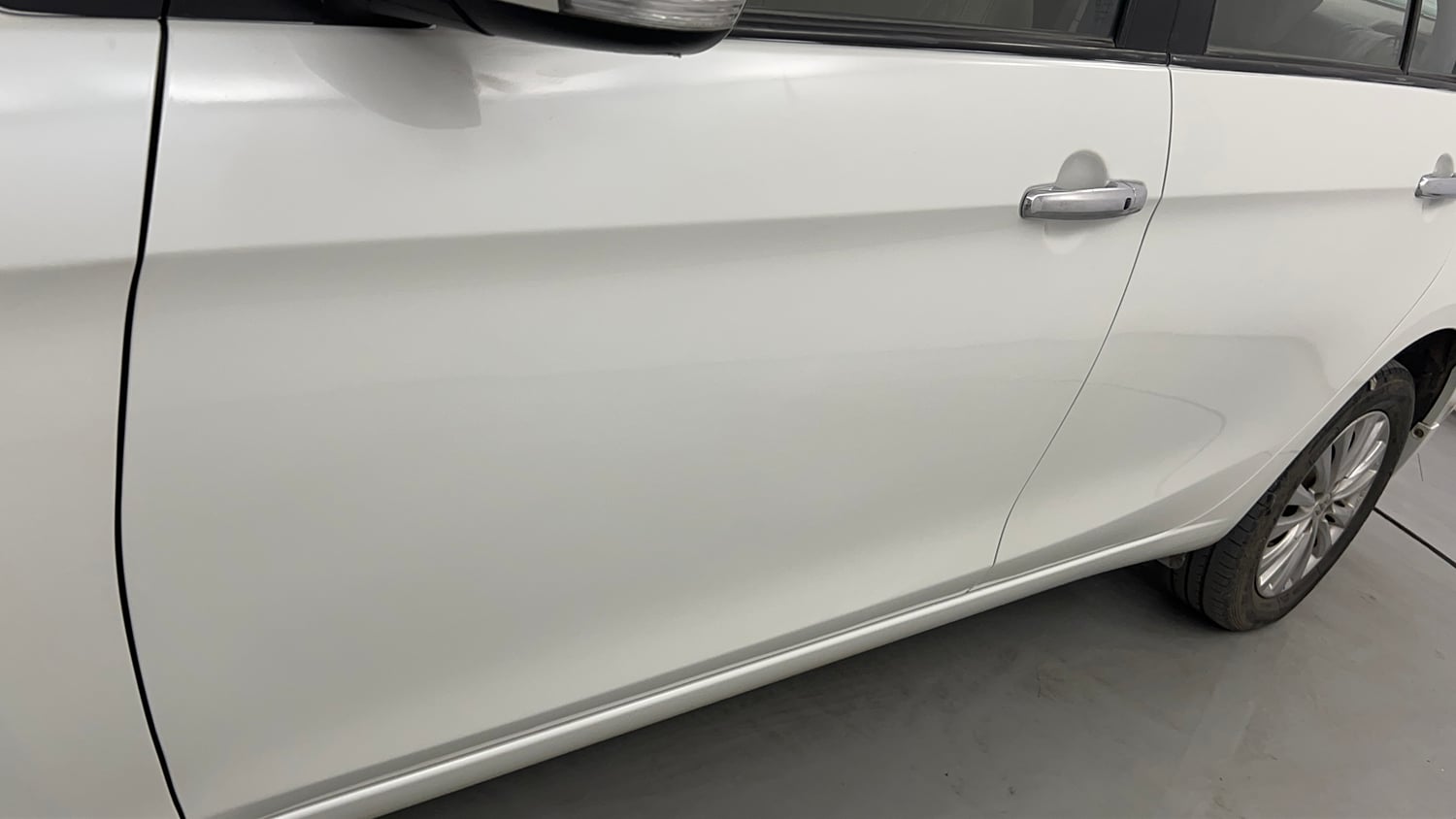 Used 2023 Maruti Suzuki Ciaz Zeta 1.5 Petrol Manual dents MINOR SCRATCH