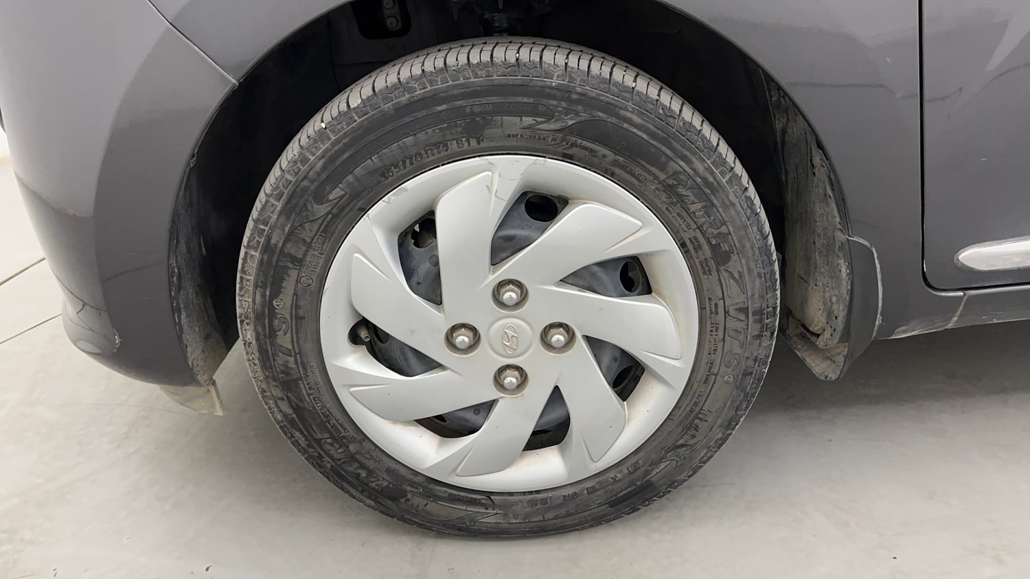 Used 2021 Hyundai Santro Sportz AMT Petrol Automatic tyres LEFT FRONT TYRE RIM VIEW