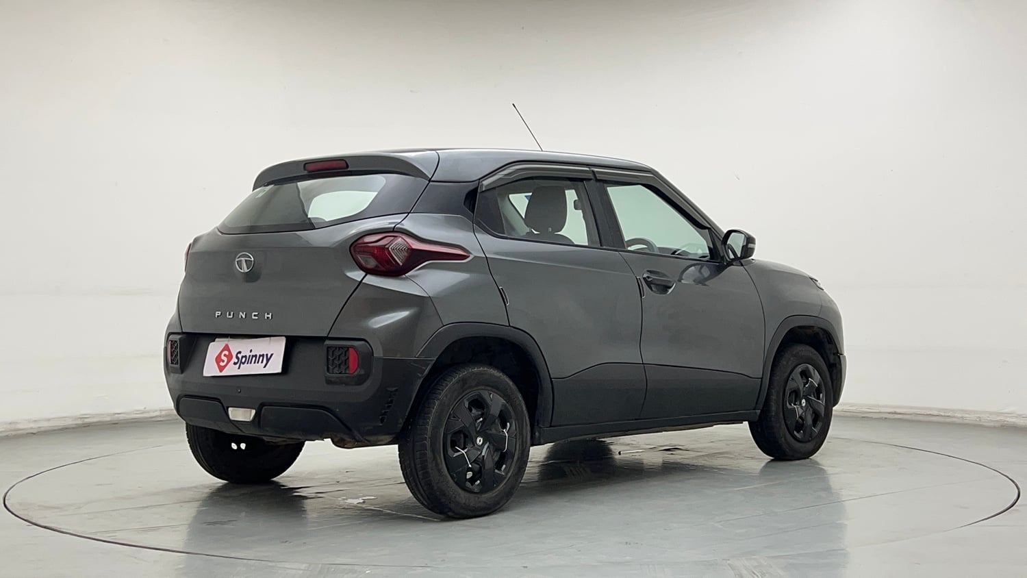 Used 2022 Tata Punch Pure MT Petrol Manual exterior RIGHT REAR CORNER VIEW