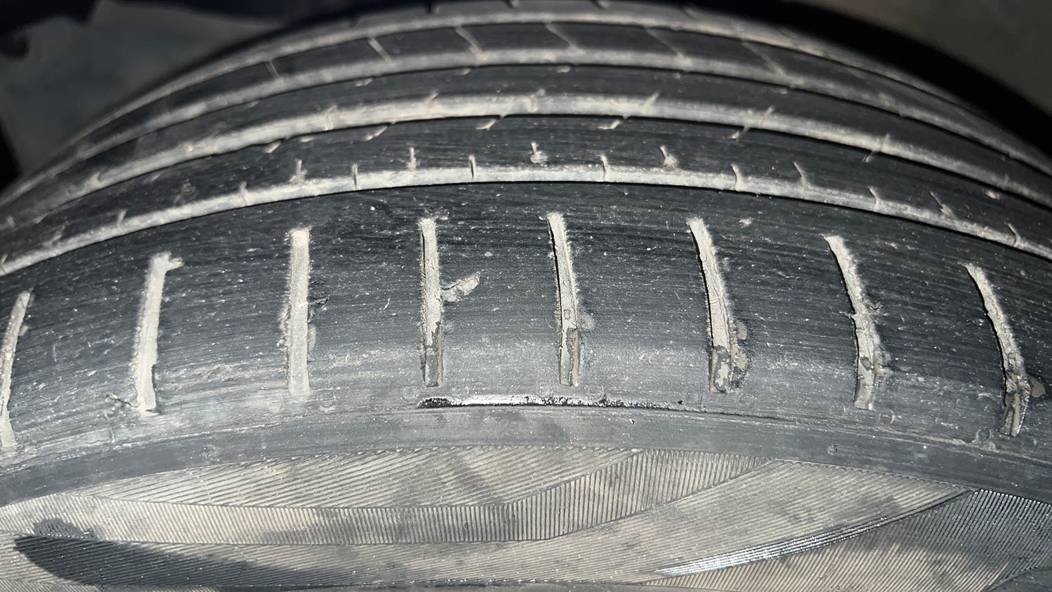 Used 2017 Honda City ZX CVT Petrol Petrol Automatic tyres LEFT FRONT TYRE TREAD VIEW