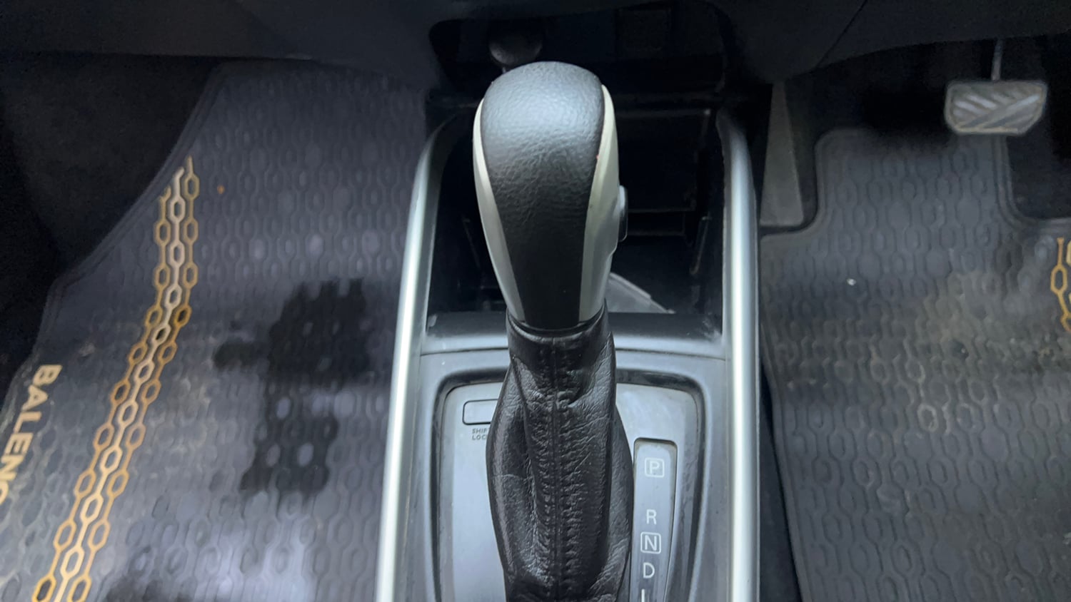 Used 2018 Maruti Suzuki Baleno Delta 1.2 AT Petrol Automatic interior GEAR  KNOB VIEW