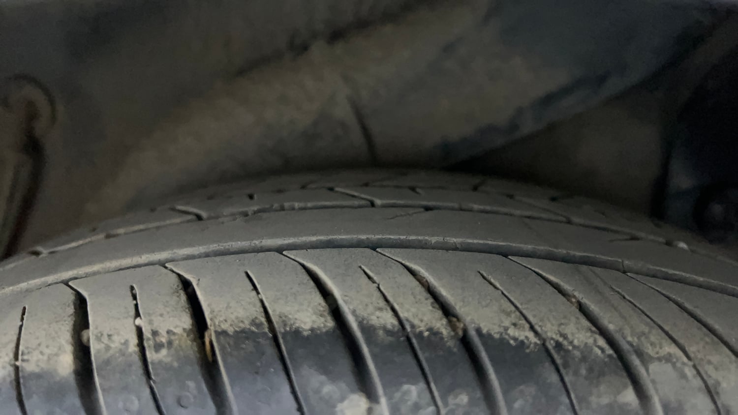 Used 2012 Hyundai Verna Fluidic 1.6 VTVT SX Petrol Manual tyres LEFT REAR TYRE TREAD VIEW