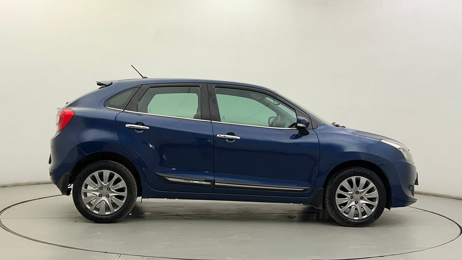 Used 2018 Maruti Suzuki Baleno Alpha 1.2 Petrol Manual exterior RIGHT SIDE VIEW