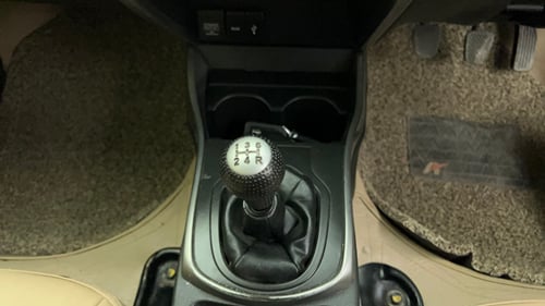 Used 2016 Honda City VX Petrol Manual interior GEAR  KNOB VIEW