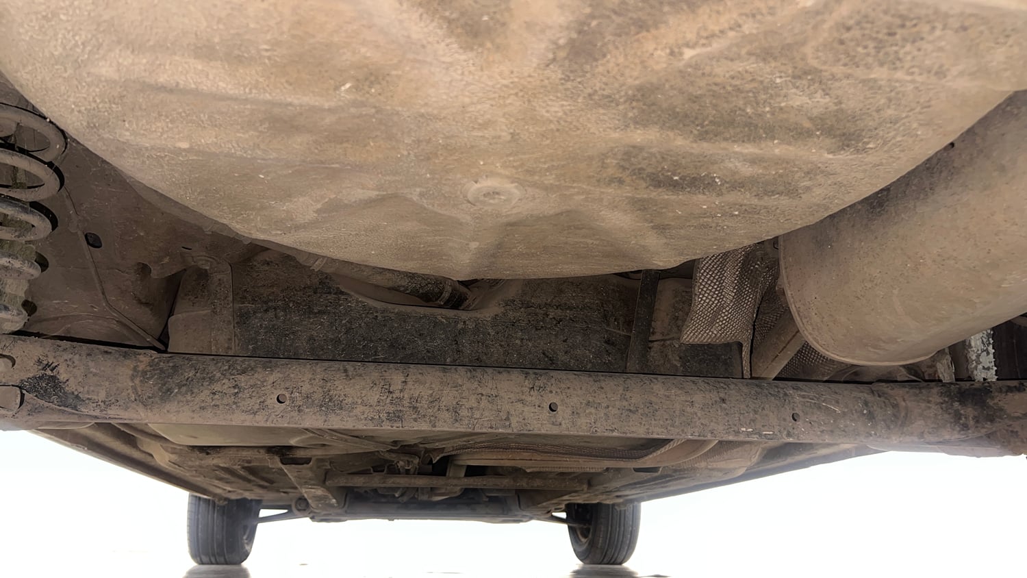 Used 2013 Ford Figo Duratorq Diesel ZXI 1.4 Diesel Manual extra REAR UNDERBODY VIEW (TAKEN FROM REAR)