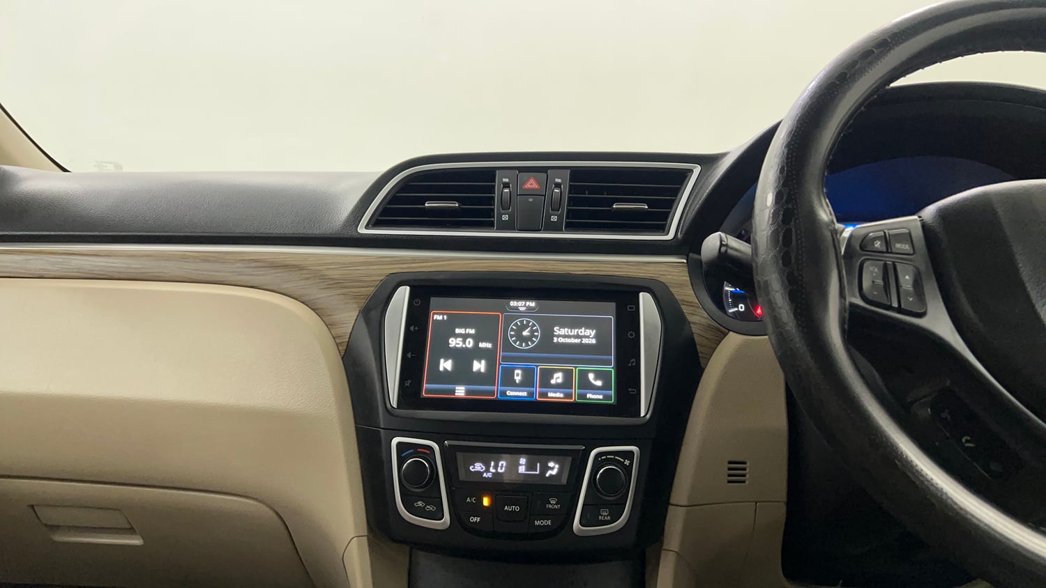 Used 2023 Maruti Suzuki Ciaz Zeta 1.5 Petrol Manual interior MUSIC SYSTEM & AC CONTROL VIEW