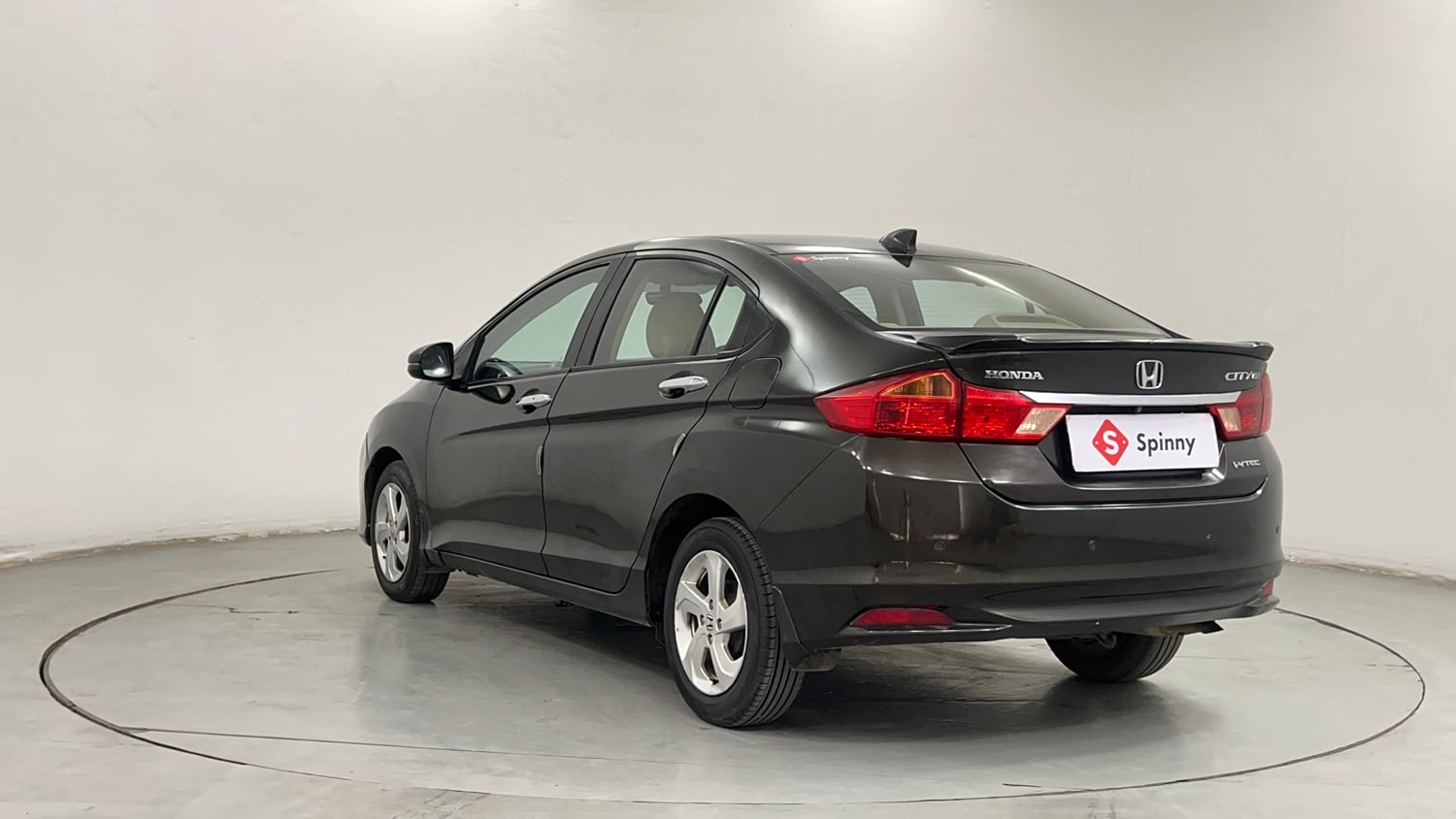 Used 2014 Honda City VX CVT Petrol Automatic exterior LEFT REAR CORNER VIEW